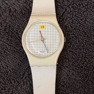 VINTAGE 80’s SWATCH ⭐️ LADY DOTTED SWISS ⭐️ not working 😔 for collection parts